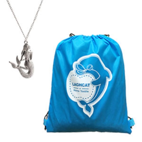 Mermaid Tail Blanket - BNwT - Picture 4 of 5